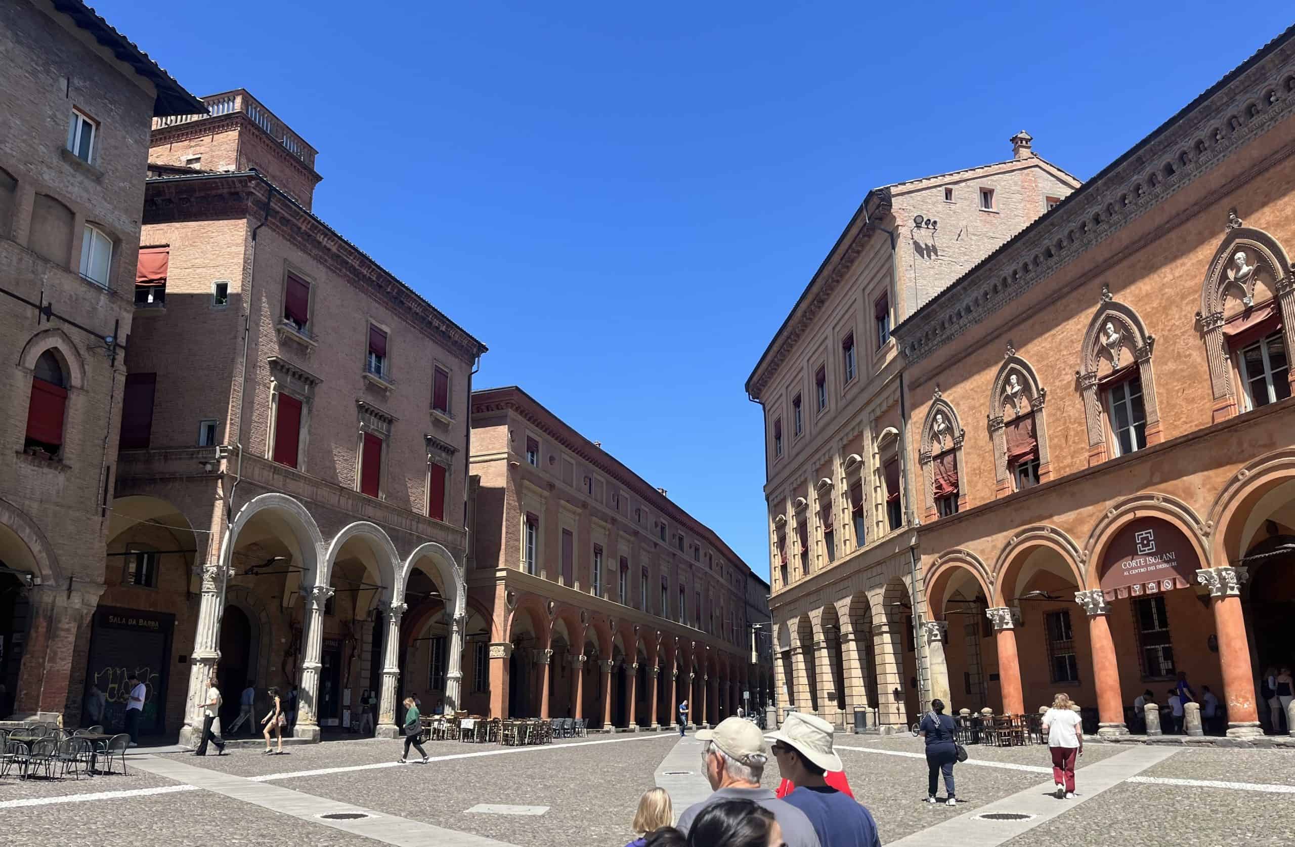 Bologna piazza